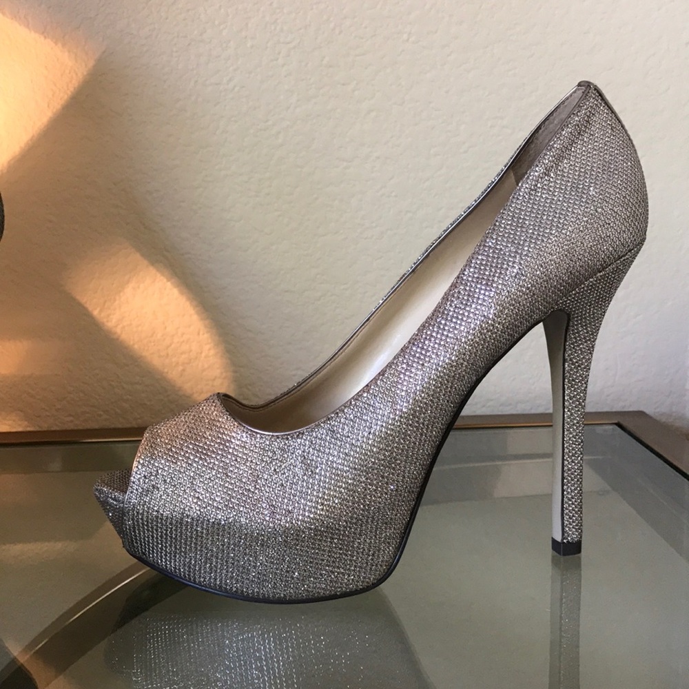 Enzo Angiolini Open Toe Stilettos 👠 in Shimmer